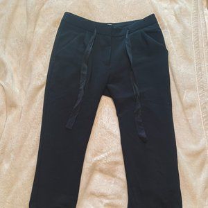 Cropped Aritzia pants